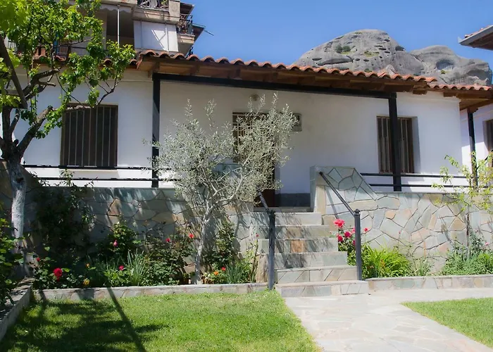 Lena's Garden House Case de vacanță *